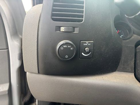 Used 2011 GMC Sierra 1500 W/T RWD image 12