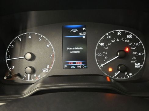 Used 2024 Toyota Corolla SE w/ SE Premium Package FWD image 19