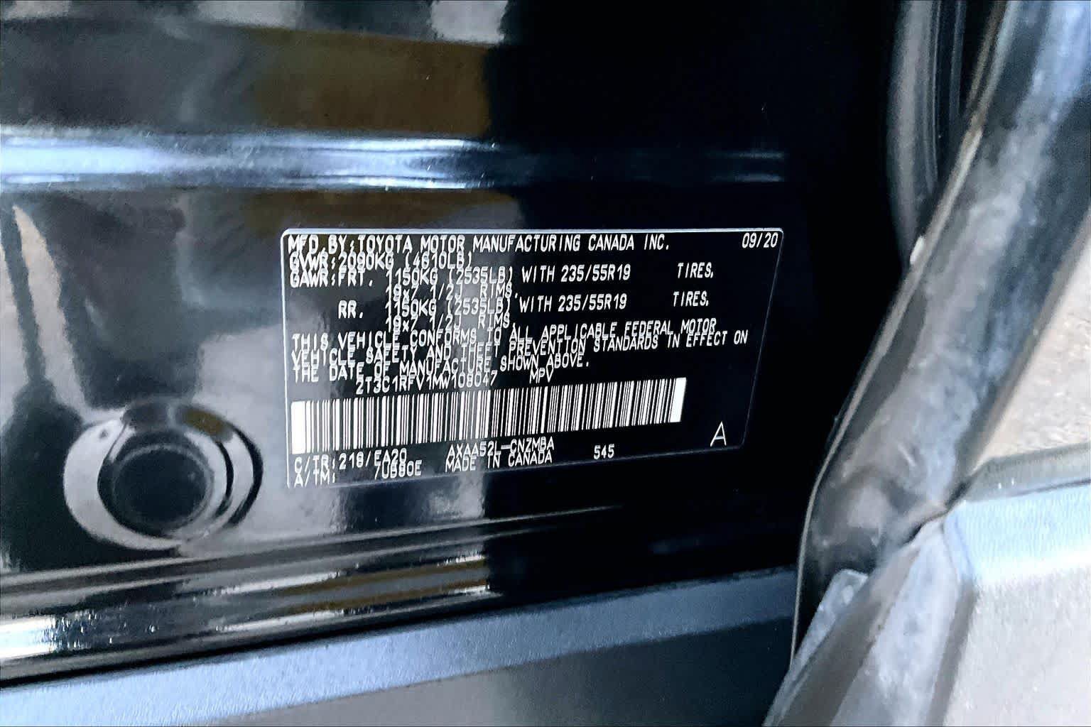 Used 2021 Toyota RAV4 XLE Premium FWD image 34