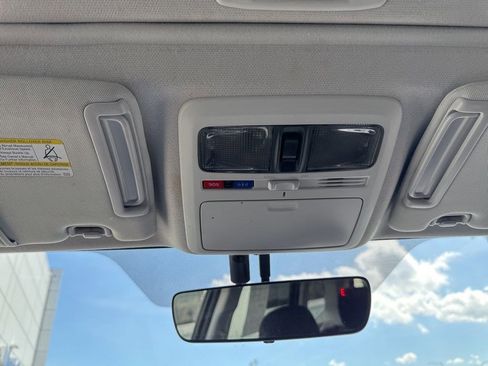 Used 2017 Subaru Forester 2.5i Premium w/ All-Weather Package image 20