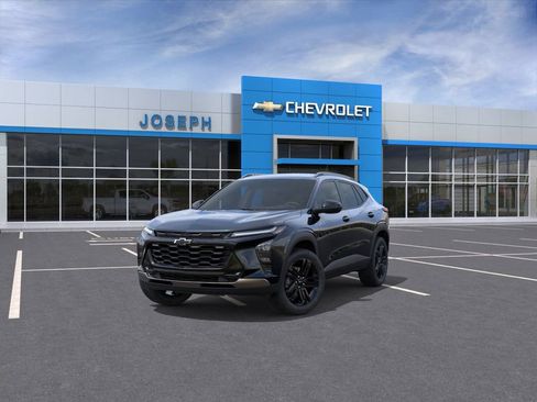 New 2026 Chevrolet Trax ACTIV FWD image 8