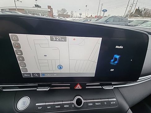 Certified 2023 Hyundai Elantra SEL w/ Convenience Package image 20