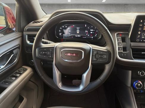 Used 2023 GMC Yukon SLT w/ SLT Luxury Package RWD image 21