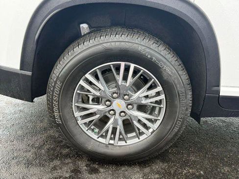 New 2026 Chevrolet Traverse LT image 16