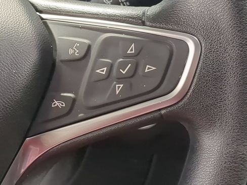 Used 2018 Chevrolet Equinox LT FWD image 29