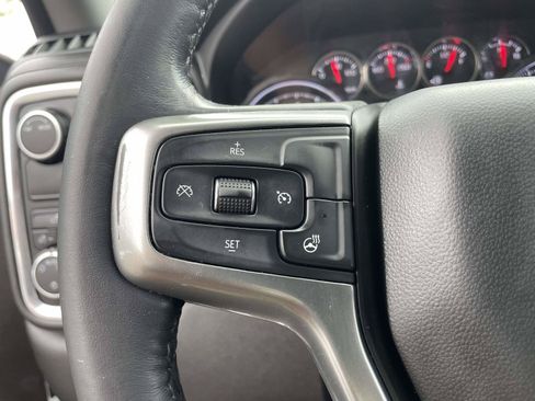Used 2021 Chevrolet Silverado 1500 LT RWD image 9