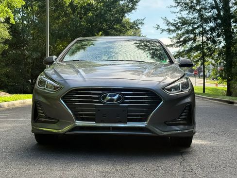 Used 2018 Hyundai Sonata SEL FWD image 2