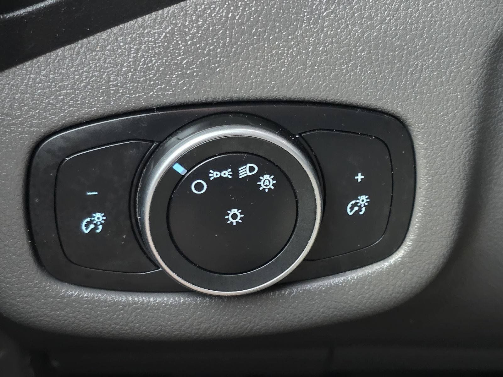 Used 2016 Ford Transit Connect XL FWD image 11