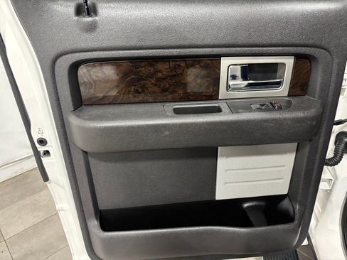 Used 2013 Ford F150 Platinum image 17