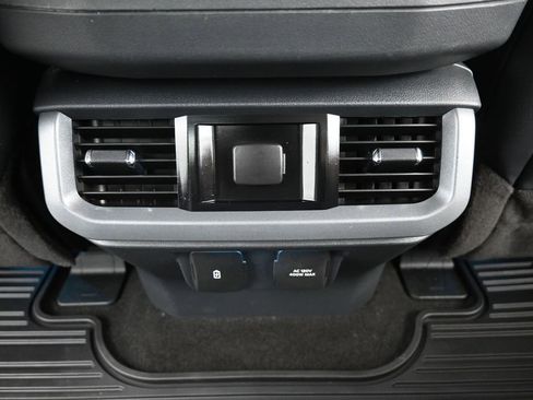 Used 2022 Ford F150 Lariat w/ FX4 Off-Road Package AWD/4WD image 12