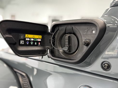 Used 2024 Jeep Wrangler Sport S w/ Convenience Group image 40