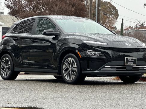 Used 2023 Hyundai Kona Limited image 6