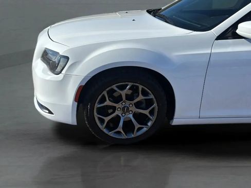 Used 2017 Chrysler 300 S RWD image 25
