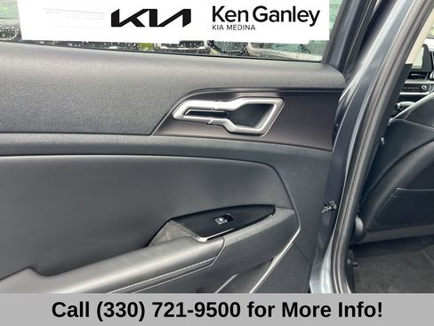 Certified 2023 Kia Sportage EX FWD image 42