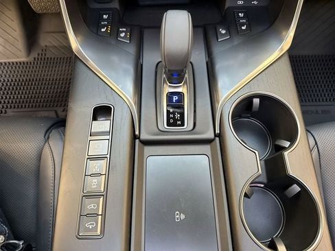 New 2025 Lexus LX 700h Overtrail image 16