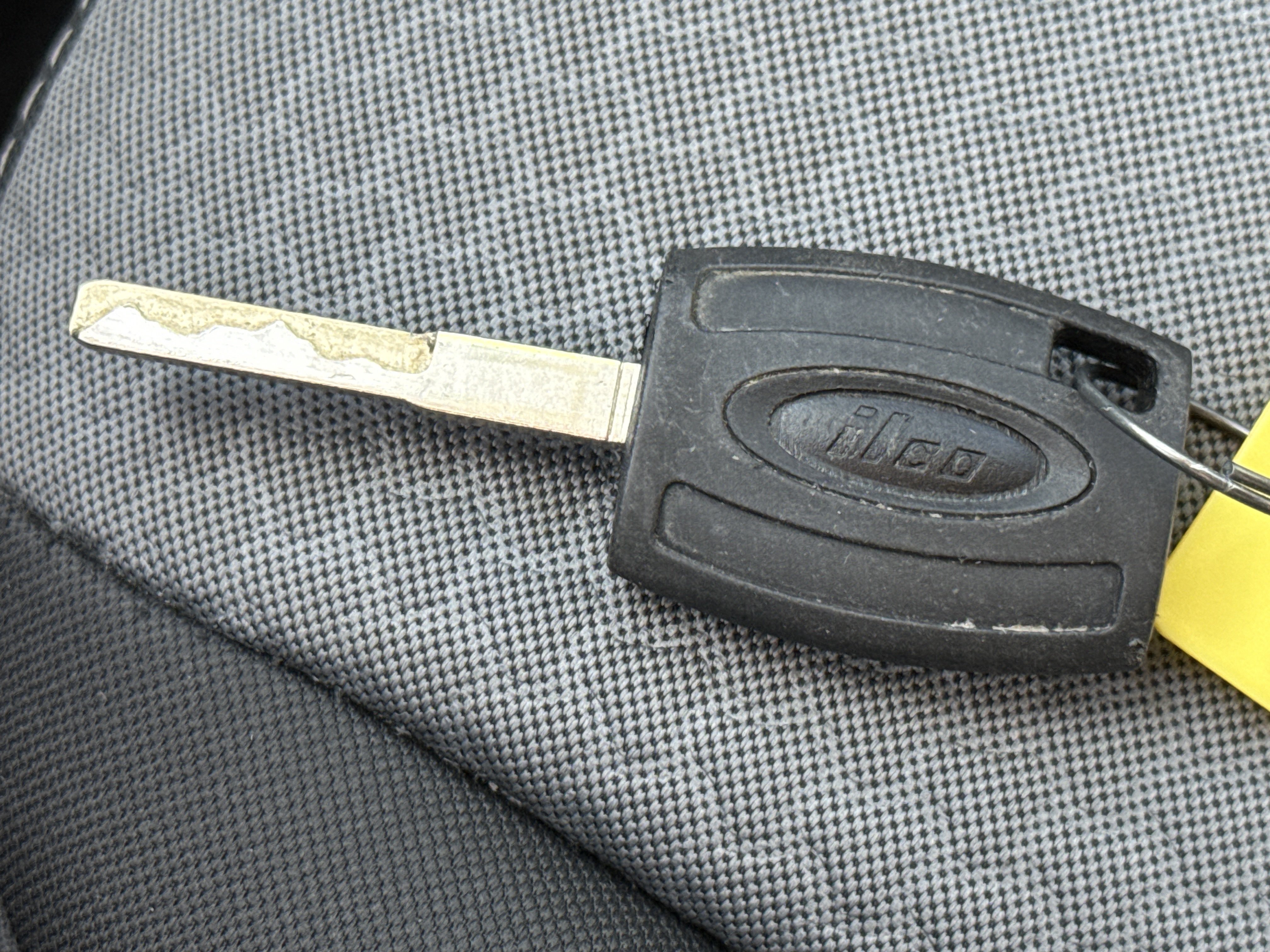 Used 2018 Ford Escape SE w/ Ford Safe & Smart Package AWD/4WD image 28