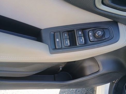 Used 2024 Subaru Forester AWD/4WD image 23