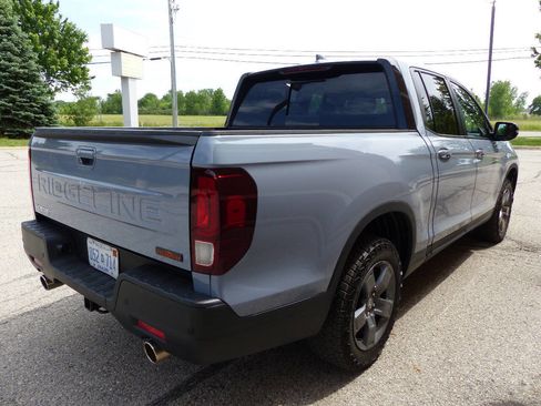 Used 2024 Honda Ridgeline TrailSport image 13