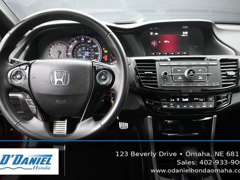 Used 2016 Honda Accord Sport image 26