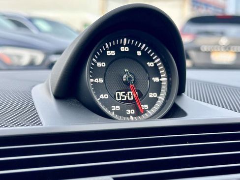 Used 2017 Porsche Panamera Turbo image 38