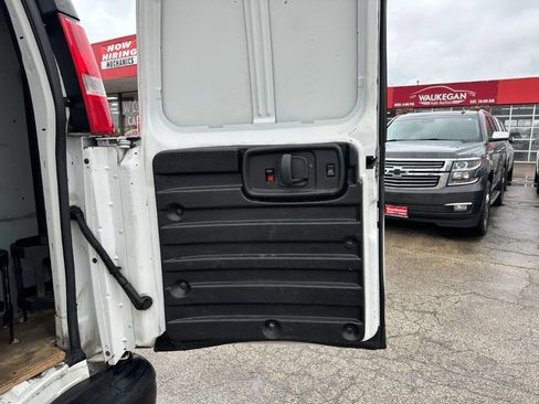 Used 2020 Chevrolet Express 2500 w/ Communications Package RWD image 13
