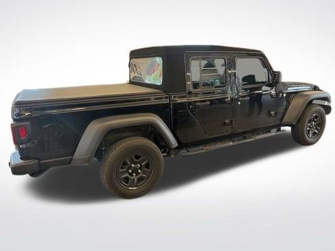 Used 2024 Jeep Gladiator Sport AWD/4WD image 12