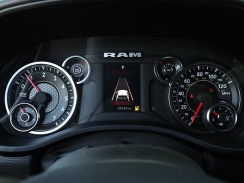 Used 2025 RAM 1500 Big Horn RWD image 7