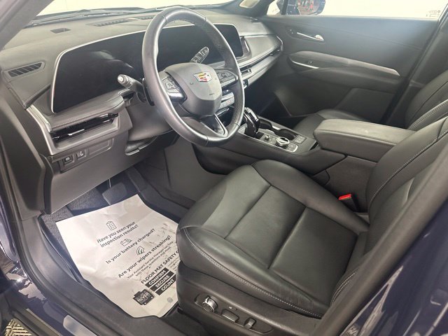 Used 2025 Cadillac XT4 Premium Luxury AWD/4WD image 16