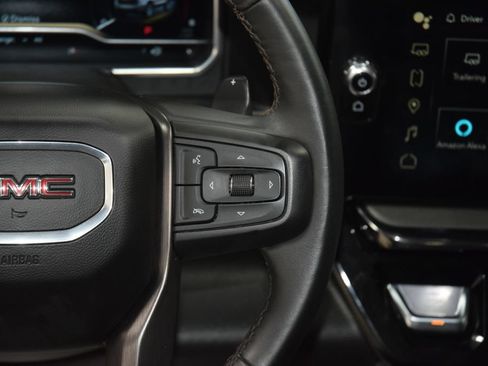 Used 2023 GMC Sierra 1500 AT4 w/ AT4 Premium Package AWD/4WD image 37