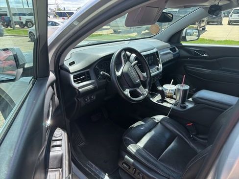 Used 2017 GMC Acadia SLT FWD image 7
