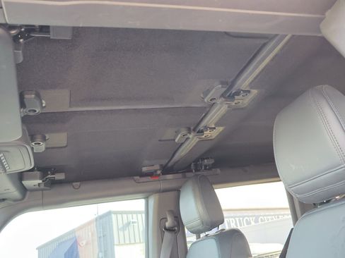 Certified 2023 Ford Bronco Wildtrak image 29