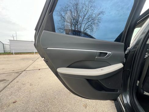 Used 2021 Hyundai Sonata SEL image 15