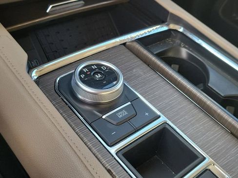 Used 2023 Ford Expedition Max Limited image 30