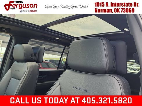 New 2026 GMC Yukon XL Denali w/ Denali Reserve Package AWD/4WD image 16