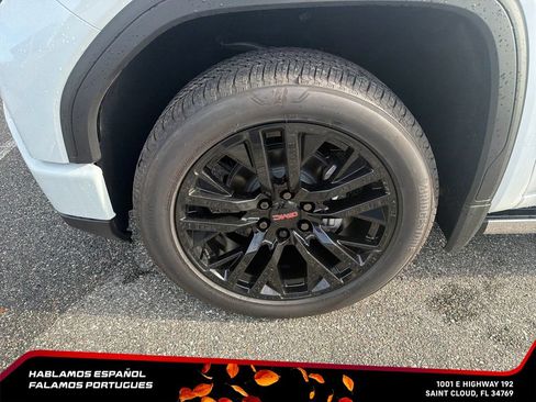 New 2026 GMC Sierra 1500 Denali w/ Denali Reserve Package AWD/4WD image 10