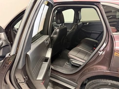 Used 2023 Ford Escape ST-Line Select w/ Tech Pack #2 AWD/4WD image 18