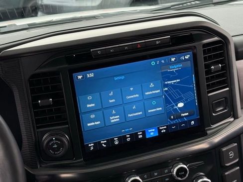 Certified 2024 Ford F150 Platinum w/ Equipment Group 702A High image 29