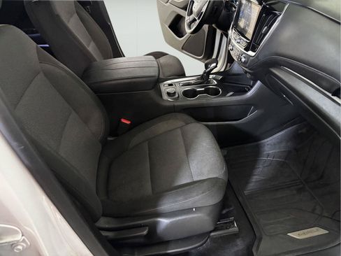 Used 2024 Chevrolet Traverse LT FWD image 26