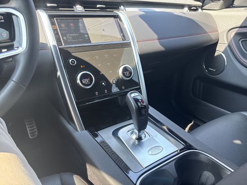 Used 2023 Land Rover Discovery Sport SE R-Dynamic image 20