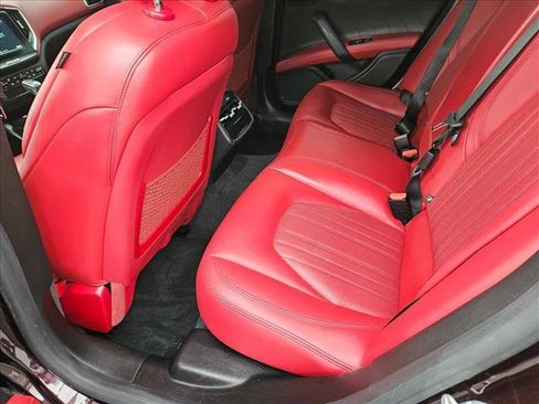 Used 2020 Maserati Ghibli image 17