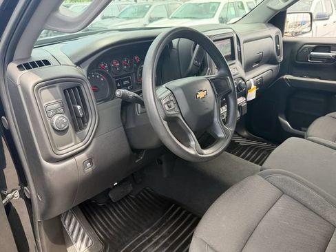 Used 2025 Chevrolet Silverado 1500 Custom RWD image 10
