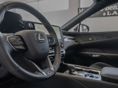 Used 2024 Lexus RX 500h F Sport w/ Convenience Package image 7