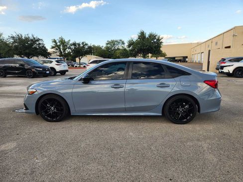 Used 2024 Honda Civic Sport image 4