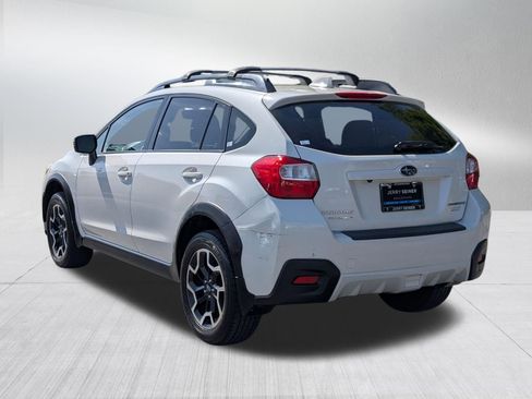 Used 2017 Subaru Crosstrek 2.0i Limited w/ Popular Package #2 AWD/4WD image 4