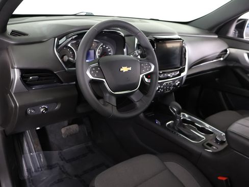 Used 2023 Chevrolet Traverse LT FWD image 29