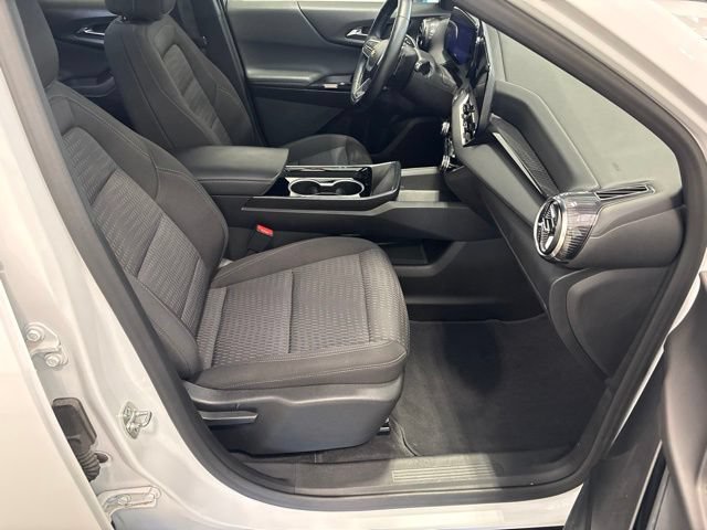 Used 2025 Chevrolet Equinox LT AWD/4WD image 35