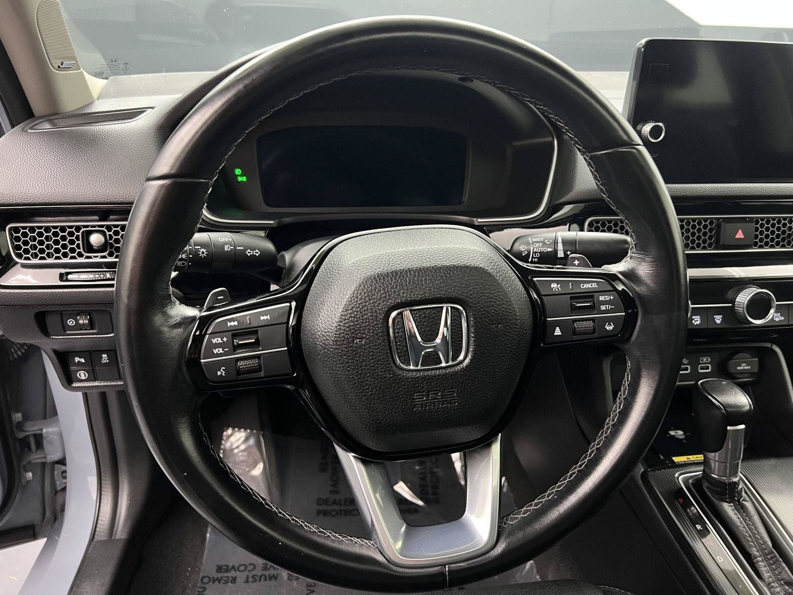 Used 2023 Honda Civic Touring image 6