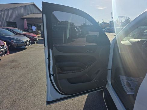 Used 2015 Chevrolet Suburban LTZ w/ Max Trailering Package image 7