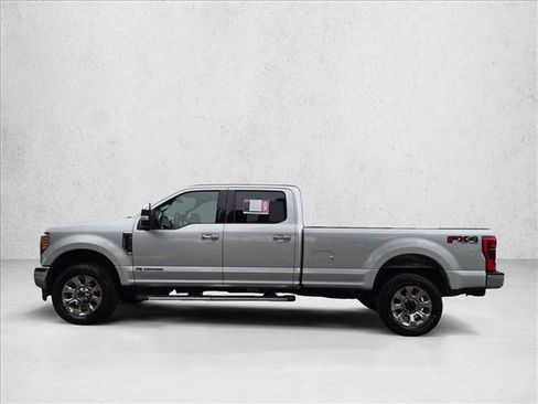 Used 2017 Ford F350 Lariat w/ Chrome Package AWD/4WD image 9