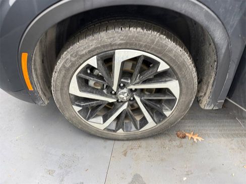 Used 2024 Mitsubishi Outlander 4WD Plug-In Hybrid image 38